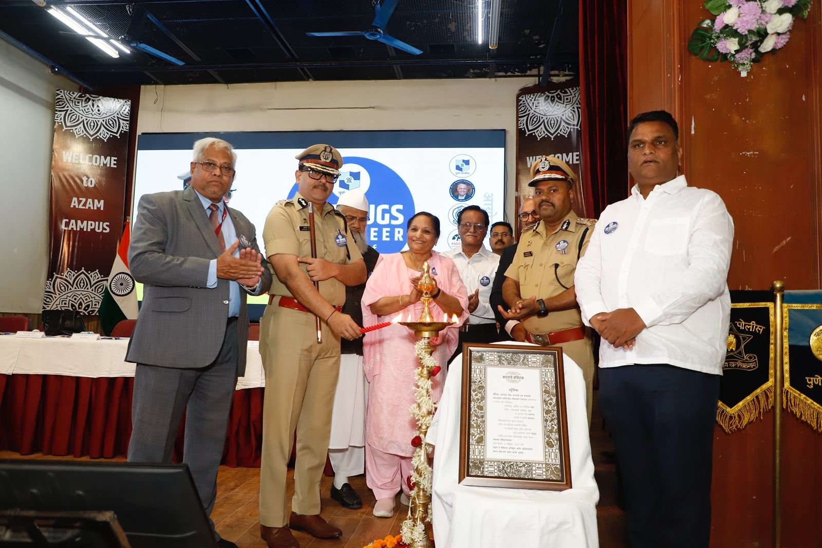 NO DRUGS VOLUNTEER Video